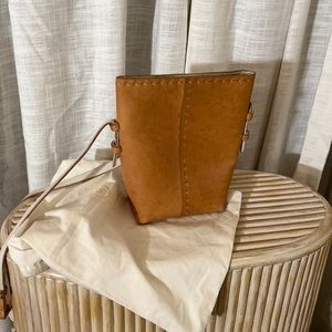 Natural leather crossbody bag
